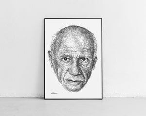 Pablo Picasso Portrait der Künstlerin Marilena Hamm alias Scribblezone, im unversechselbaren Scribble-Stil gezeichnet, gerahmt gegen die Wand lehnend.